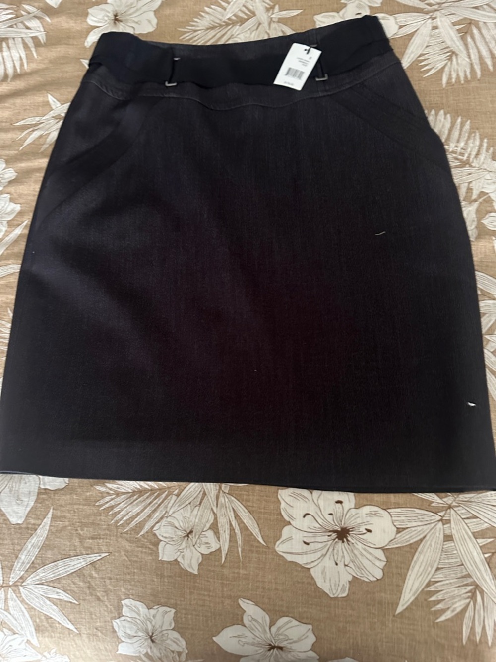 Tahari Black Pencil Skirt with Subtle Waistband Detail